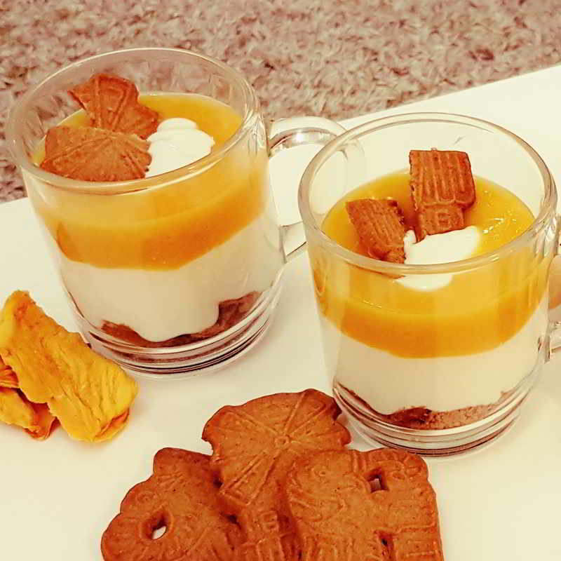 Getrocknete Mangos Online Kaufen, Joghurt-Mango-Schichtdessert